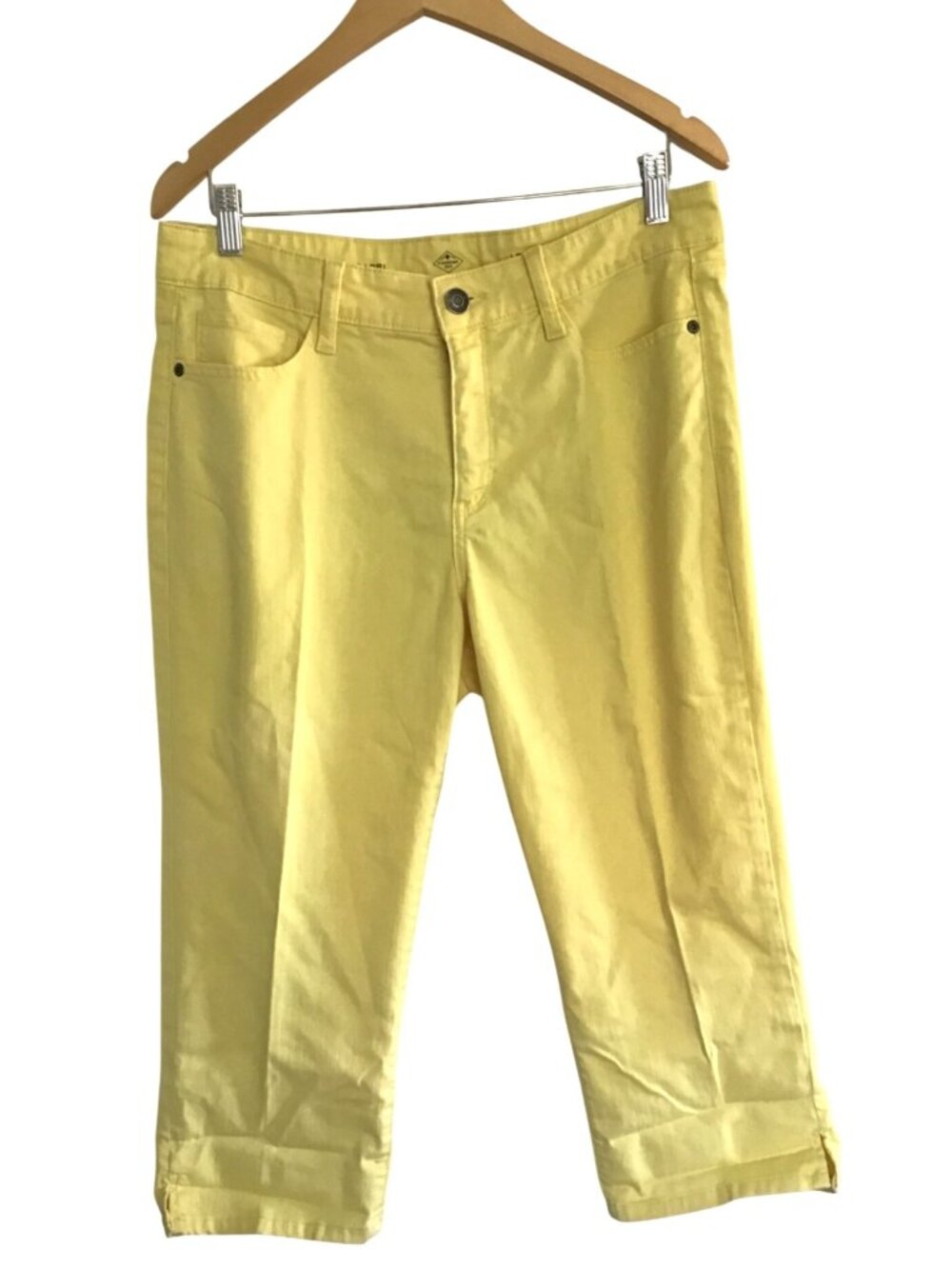 ST. JOHN'S BAY -WOMENS YELLOW CAPRI SHORTS/PANTS SIZE 12